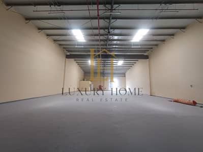 Warehouse zum Miete in Al Sajaa Industrial, Sharjah - 161737a7-005f-4336-b7c8-cc48ef047a11. jpg