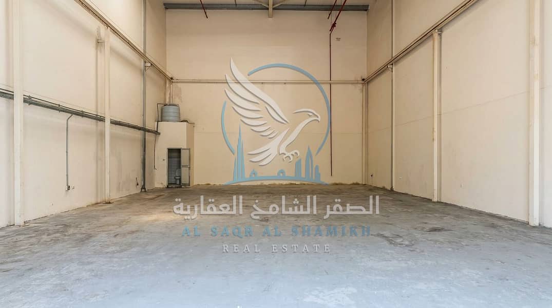 6 مستودع الصناعية 12 مساحة 3000 قدم (13). jpeg