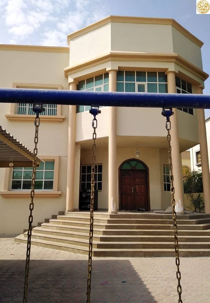 Villa for sale with electricity and water with an area of ​​5200 feet at a price of one million 80 thousand dirhams at a very incredible price close to the abayas roundabout