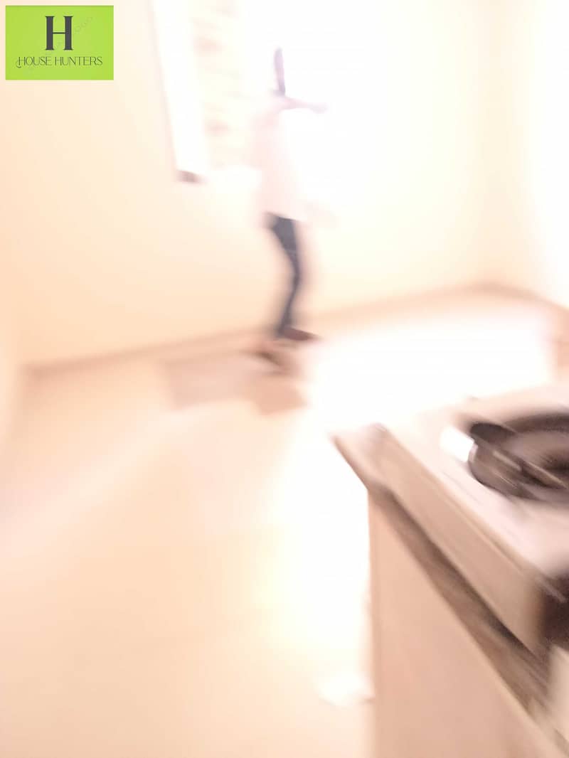 10 1000202243. jpg