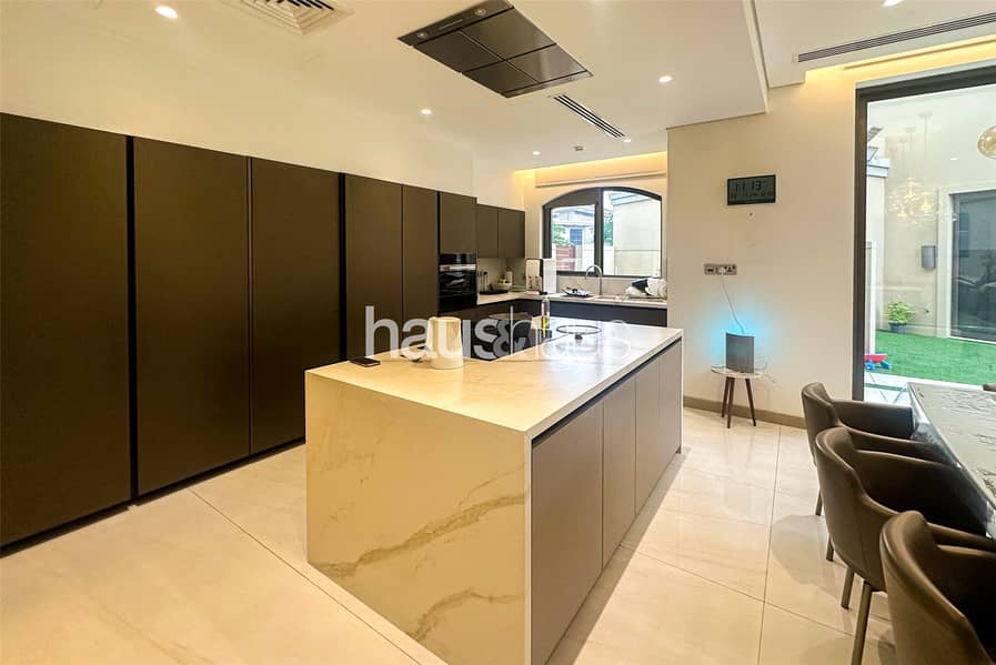 Fully Upgraded | Luxury Villa | Golf Views Fully Upgraded | Luxury Villa | Golf Views