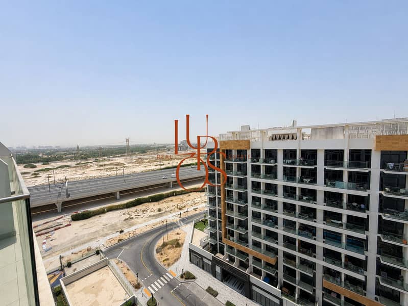 12 Pool_Residence_01_Balcony_Road_View. jpg