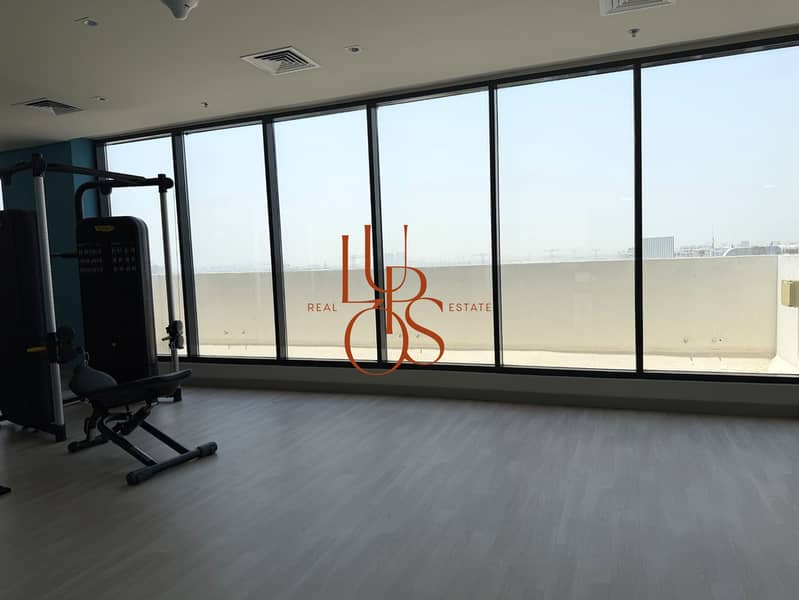24 Pool_Residence_25_Gym_Window_View. jpg