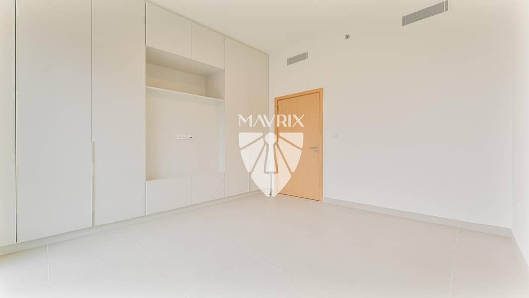 11 Image 12