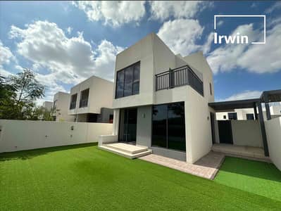 4 Bedroom Villa for Sale in Dubai Hills Estate, Dubai - Large Plot l Close to Amenities l Tenanted