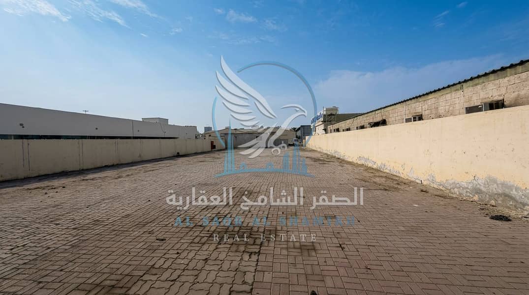 حوطة للإيجار في الصناعية 5 خلف المحلات بمساحة 17000 قدم مربع بسعر 270000 درهم سنوياً9. jpeg حوطة للإيجار في الصناعية 5 خلف المحلات بمساحة 17000 قدم مربع بسعر 270000 درهم سنوياً9. jpeg