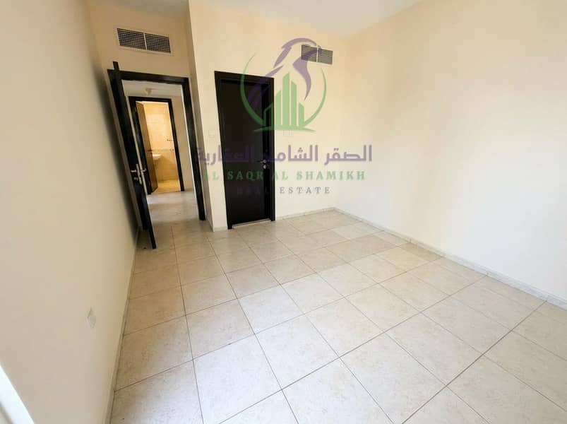 9 Enhancing_real_estate_listing_ph…_202608271714 (1). jpeg