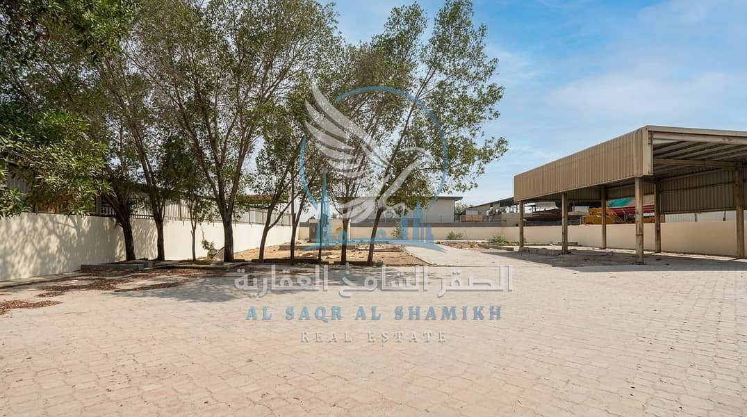 6 حوطة للإيجار في الصجعة على شارع رئيسي مساحة 20,000 قدم مربع كهرباء 32 كيلوواط بسعر 250,000 درهم7. jpeg