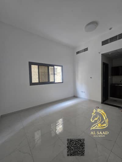 Monolocale in affitto a Al Jurf, Ajman - WhatsApp Image 2026-08-28 at 2.26. 41 PM. jpeg