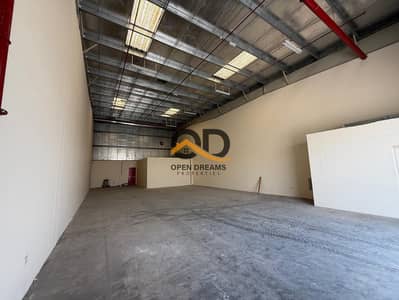 Warehouse zum Miete in Industrial Area, Sharjah - 5308fe61-0f72-43e4-be5a-d3f2bed5e695. jpg