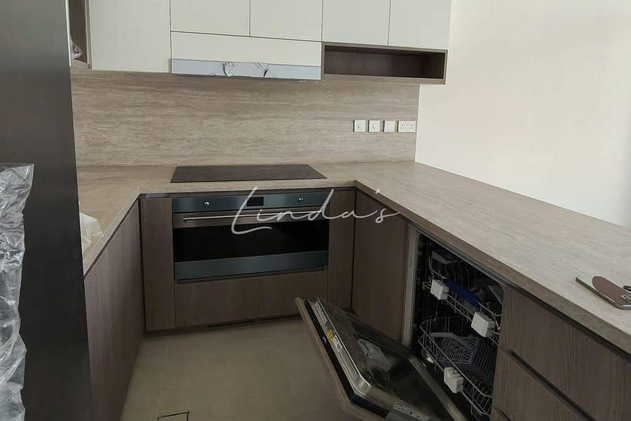 4 images image img