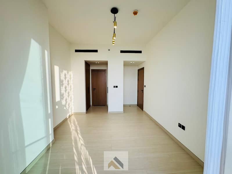 VASTU | VACANT | MARINA VIEW