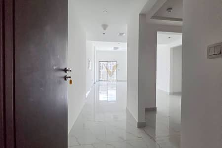 3 habitaciones Apartamento para en Alquiler en Dubai Land Residence Complex (DLRC), Dubai - Apartamento en Dubai Land Residence Complex (DLRC),Time 1 Building, 3 dormitorios, 120000 AED - 16324207 3 habitaciones Apartamento para en Alquiler en Dubai Land Residence Complex (DLRC), Dubai - Apartamento en Dubai Land Residence Complex (DLRC),Time 1 Building, 3 dormitorios, 120000 AED - 16324207
