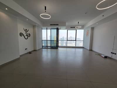 3 habitaciones Apartamento para en Venta en Al Mamzar, Sharjah - WhatsApp Image 2026-08-24 at 1.02. 43 PM. jpeg 3 habitaciones Apartamento para en Venta en Al Mamzar, Sharjah - WhatsApp Image 2026-08-24 at 1.02. 43 PM. jpeg