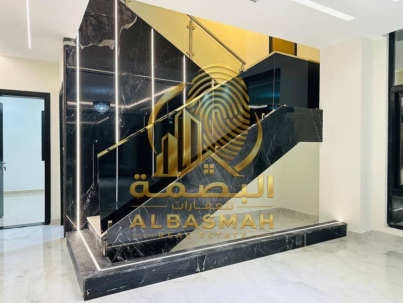 4 46421ee2-90a5-4f33-92ce-746f85db8dd3. jpg