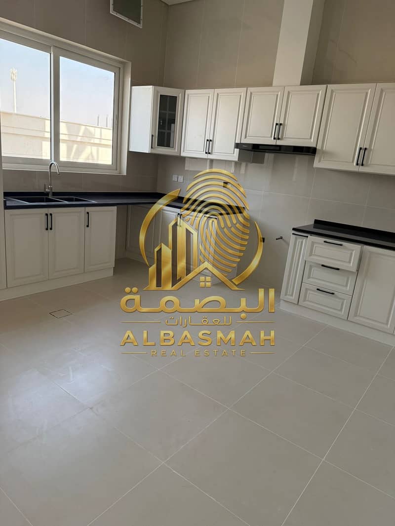 23 5f6cb1ea-efac-4672-8c3d-74dedbdbe56b. jpg