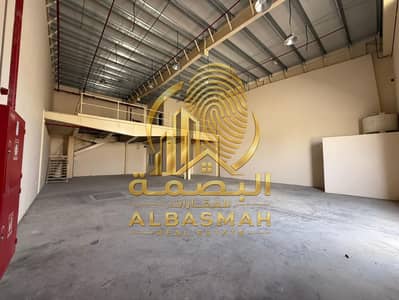 Warehouse para en Alquiler en Al Sajaa, Sharjah - 1bdf413f-0b0b-4b1e-96a4-47981f902960. jpg Warehouse para en Alquiler en Al Sajaa, Sharjah - 1bdf413f-0b0b-4b1e-96a4-47981f902960. jpg