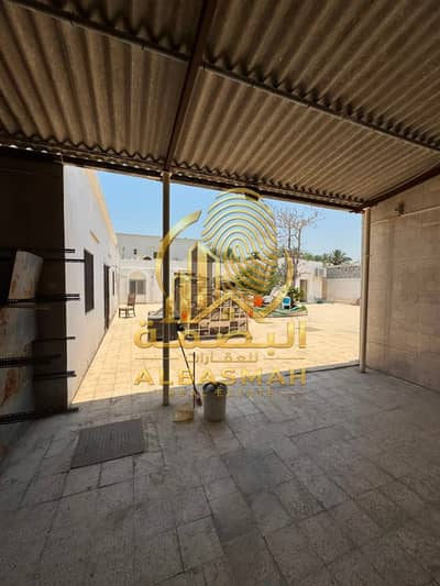 8 Camere Villa in vendita a Al Talae, Sharjah - WhatsApp Image 2026-06-13 at 1.04. 00 PM (2). jpeg 8 Camere Villa in vendita a Al Talae, Sharjah - WhatsApp Image 2026-06-13 at 1.04. 00 PM (2). jpeg