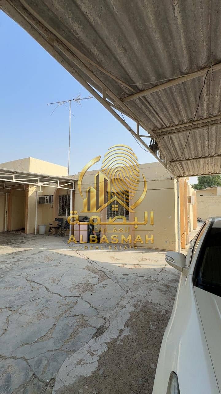 2 bc74ee5c-8f46-4bdb-9a5c-11e7e336cbf9. jpeg