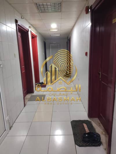Building in vendita a Muwaileh Commercial, Sharjah - WhatsApp Image 2026-07-30 at 9.17. 32 AM. jpeg Building in vendita a Muwaileh Commercial, Sharjah - WhatsApp Image 2026-07-30 at 9.17. 32 AM. jpeg