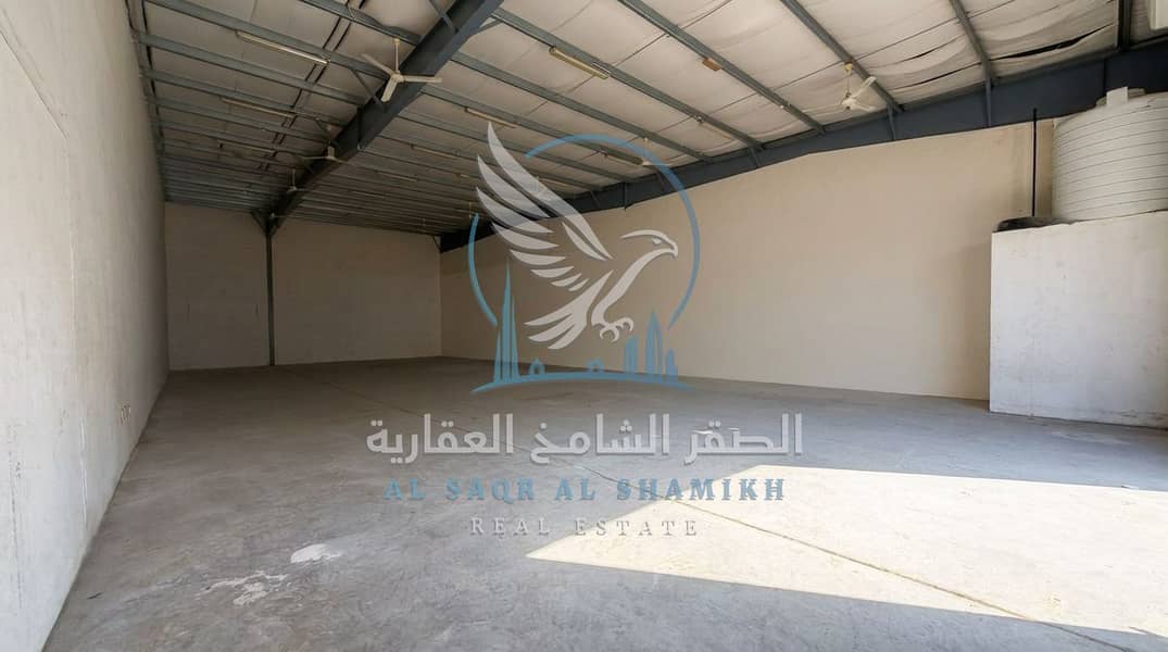 10 واجهة المستودع في الصناعية 18. jpeg