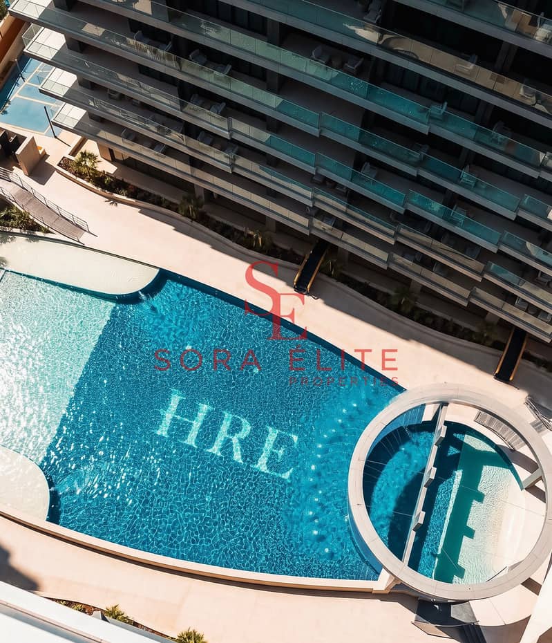 29 Main Pool1. JPG
