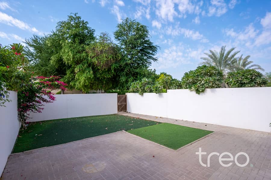 10 St 02, V 007, Reem 2 - 17. jpg