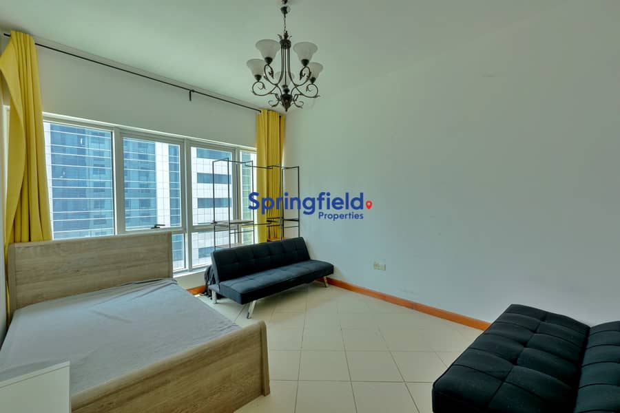 High ROI Studio | Walk to Metro | Vacant High ROI Studio | Walk to Metro | Vacant