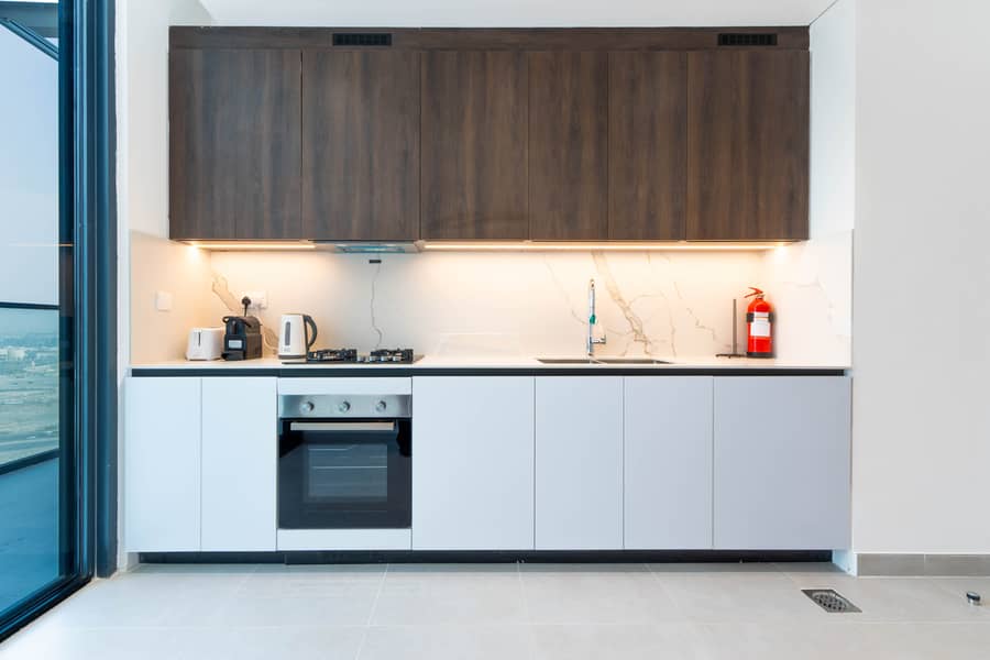9 kitchen 1.3. jpg