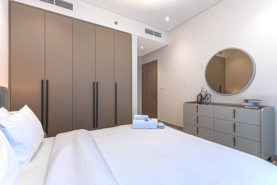18 Bed 2.4-2. jpg