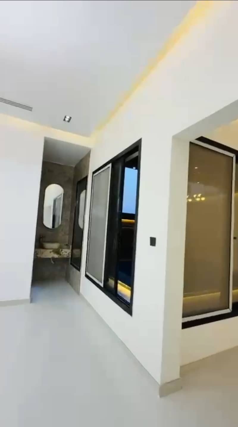 5 1000561041. jpg