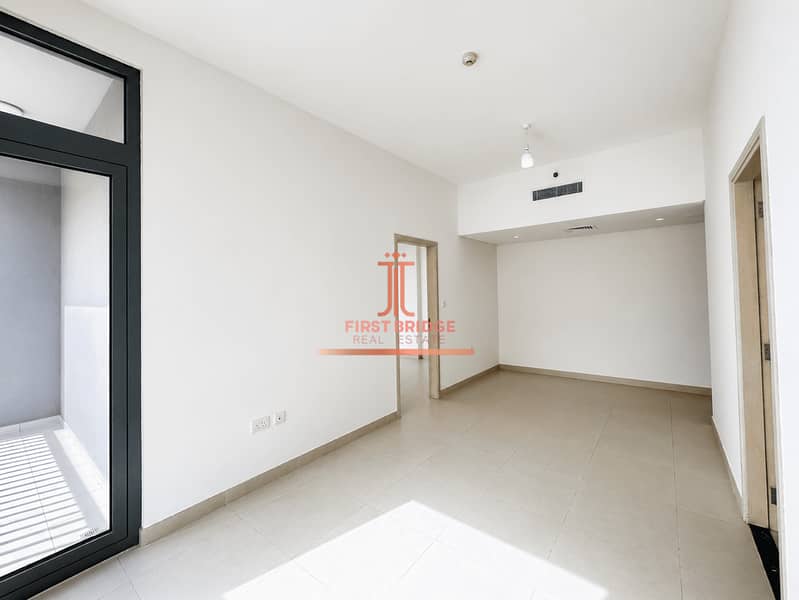 Mid Floor | Garden View | Closed Kitchen Mid Floor | Garden View | Closed Kitchen