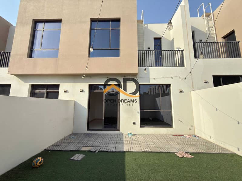 2 12209. jpg