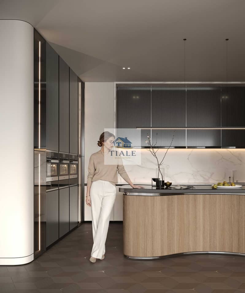 11 Kitchen-P1-002_Post copy00. jpg