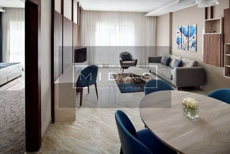1 Спальня Апартаменты в отеле в аренду в Дубай Даунтаун, Дубай - One Bedroom_Living. JPG 1 Спальня Апартаменты в отеле в аренду в Дубай Даунтаун, Дубай - One Bedroom_Living. JPG