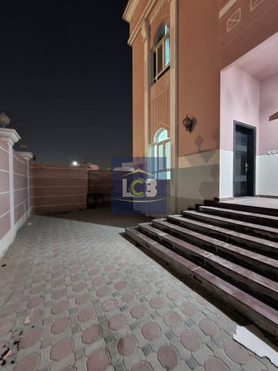 4 Schlafzimmer Wohnung zum zur Miete in Mohamed Bin Zayed City, Abu Dhabi - 3. jpg