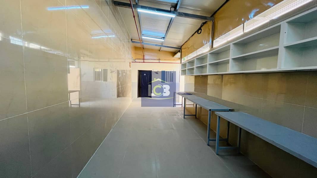 2 4. jpg