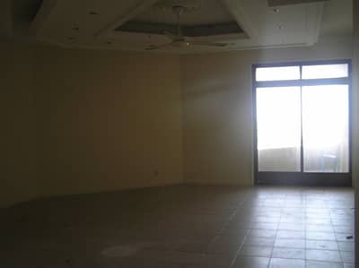Spacious 2 B/R Hall flat with Split ducted A/C & sea view in Corniche Are Spacious 2 B/R Hall flat with Split ducted A/C & sea view in Corniche Are