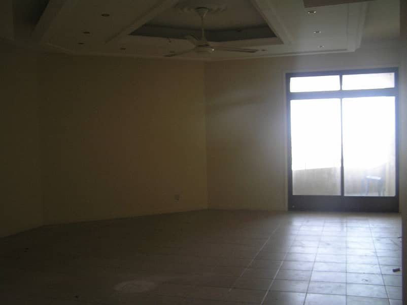 Spacious 2 B/R Hall flat with Split ducted A/C & sea view in Corniche Are Spacious 2 B/R Hall flat with Split ducted A/C & sea view in Corniche Are