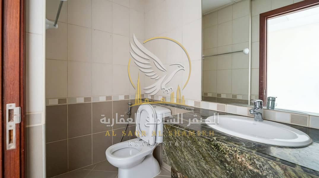 17 Enhance_real_estate_photo_lighting_202608291600 (1). jpeg
