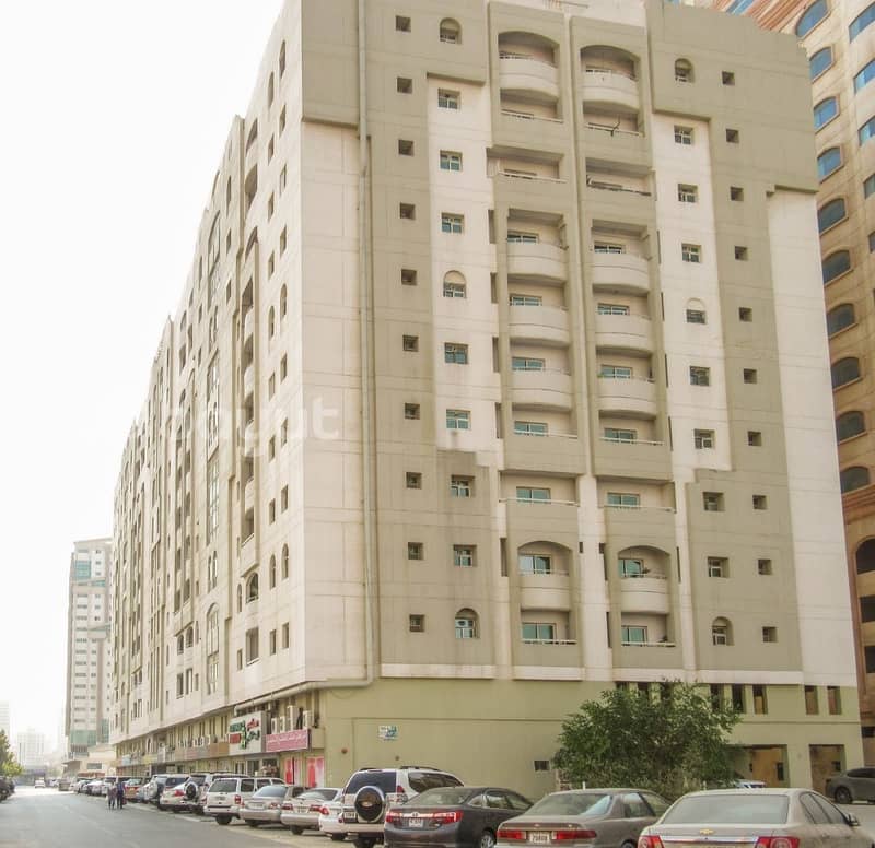 2 DOOR SHOP WITH MEZZANINE & OFFICE SPACE BEHIND MEGAMALL 2 DOOR SHOP WITH MEZZANINE & OFFICE SPACE BEHIND MEGAMALL