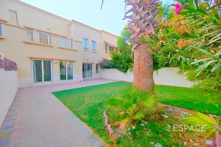 3 habitaciones Villa para en Alquiler en The Springs, Dubai - Villa en The Springs,The Springs 7, 3 dormitorios, 270000 AED - 12039005 3 habitaciones Villa para en Alquiler en The Springs, Dubai - Villa en The Springs,The Springs 7, 3 dormitorios, 270000 AED - 12039005