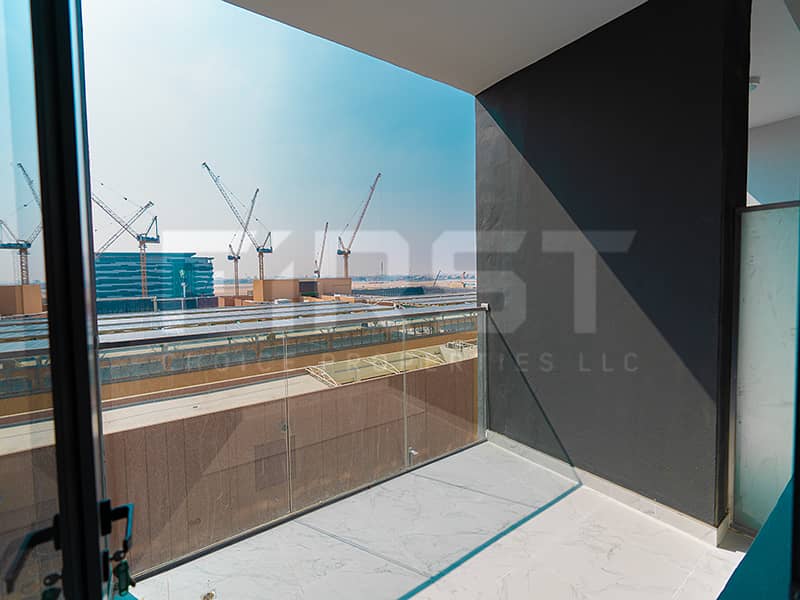 6 Studio Apt Oasis Residences Masdar City Abu Dhabi UAE (5). jpg