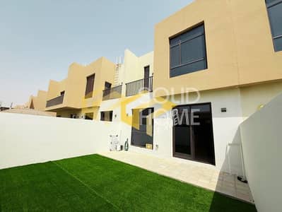 تاون هاوس 2 غرفة نوم للبيع في الطي، الشارقة - تاون هاوس وسطي | سعر مميز | فرصة استثمارية
