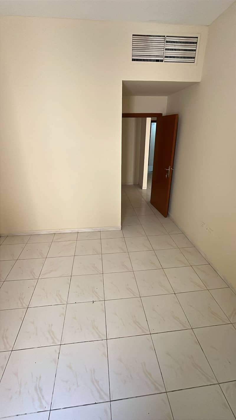 7 1000577084. jpg