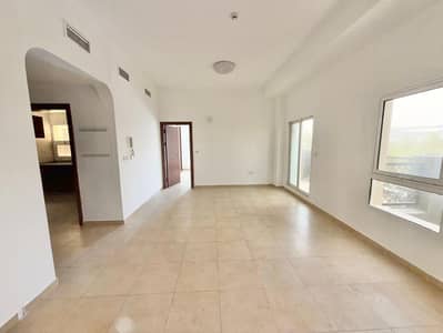 1 Bedroom Apartment for Rent in Remraam, Dubai - WhatsApp Image 2026-08-29 at 3.23. 22 PM (3). jpeg 1 Bedroom Apartment for Rent in Remraam, Dubai - WhatsApp Image 2026-08-29 at 3.23. 22 PM (3). jpeg