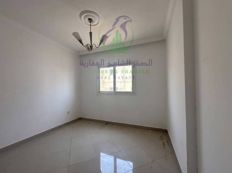 6 Repainting_interior_walls_white_202608301402 (9). jpeg