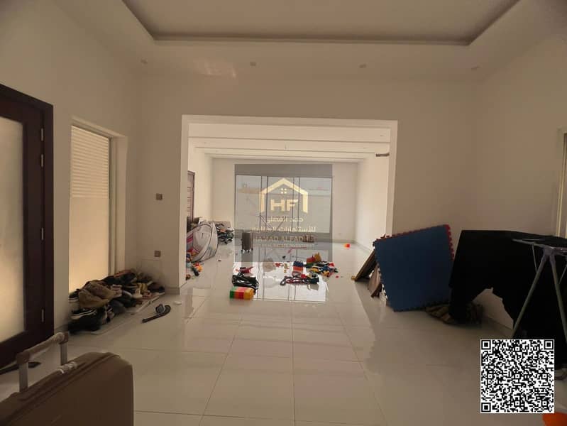 14 WhatsApp Image 2026-08-30 at 7.57. 42 PM (1)-watermark. jpg