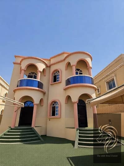 5 habitaciones Villa para en Alquiler en Al Mowaihat, Ajman - d10fa149-399a-49ba-9335-36833c1bb99d. jpg