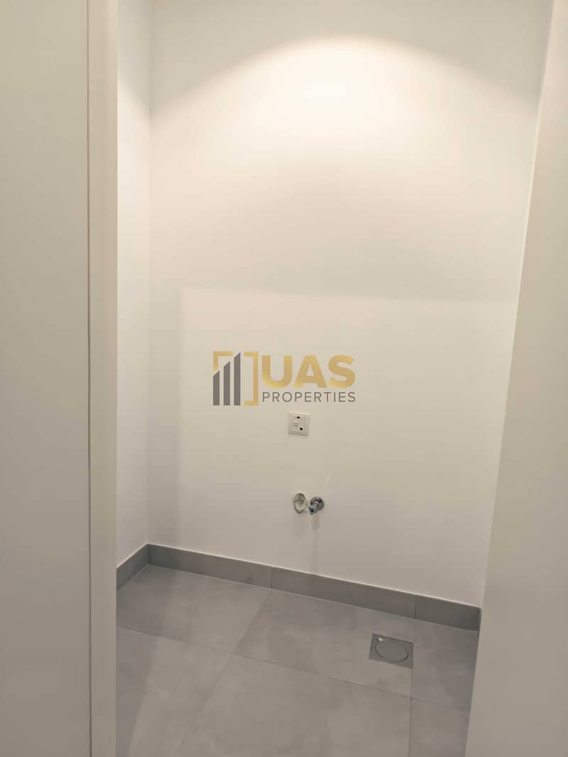 18 WASHING MACHINE AREA. jpg